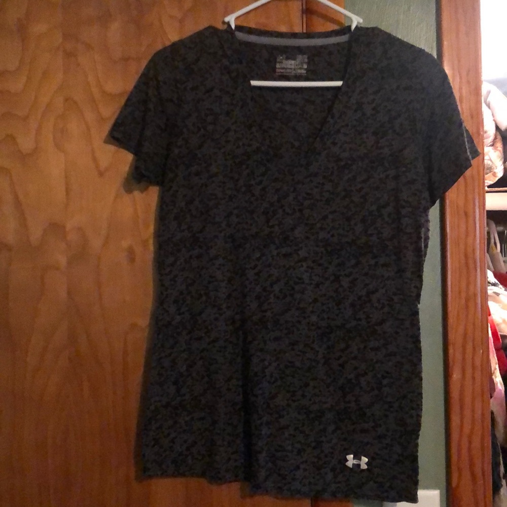 Under armor t shirt